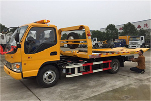 新乡哪里有拖车服务